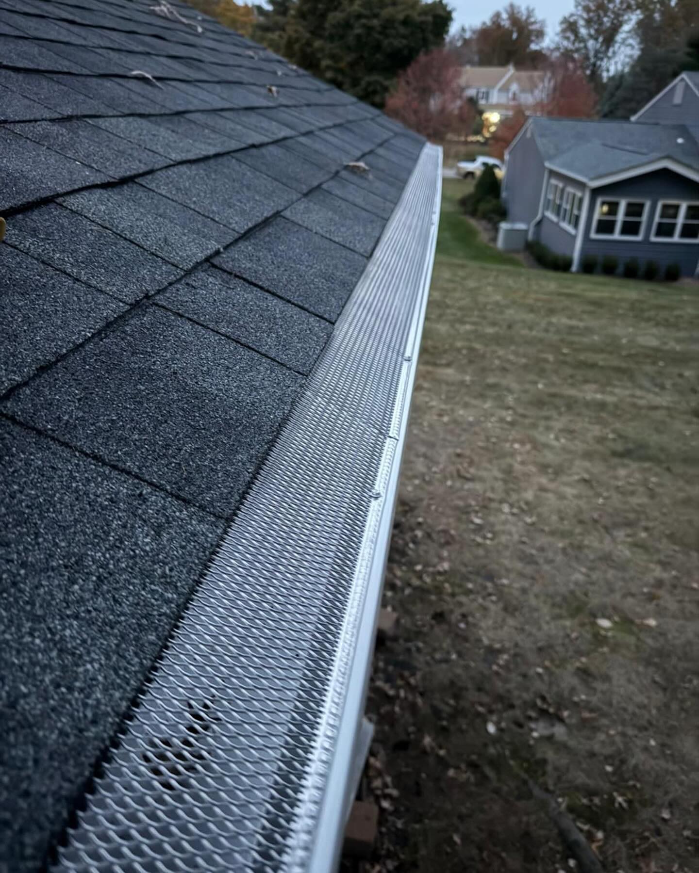 Seamless Gutter Detail